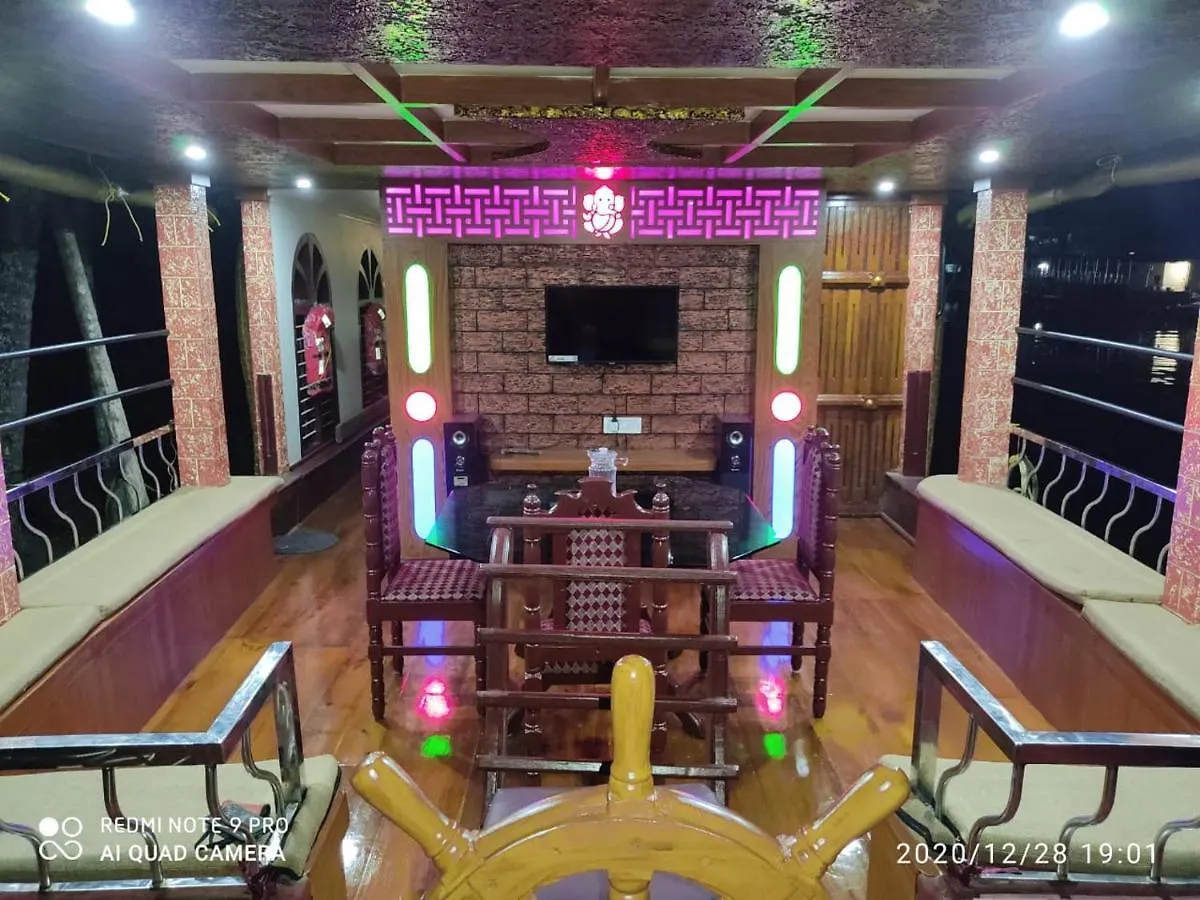 Lakenest Day Cruise Alappuzha 0*,