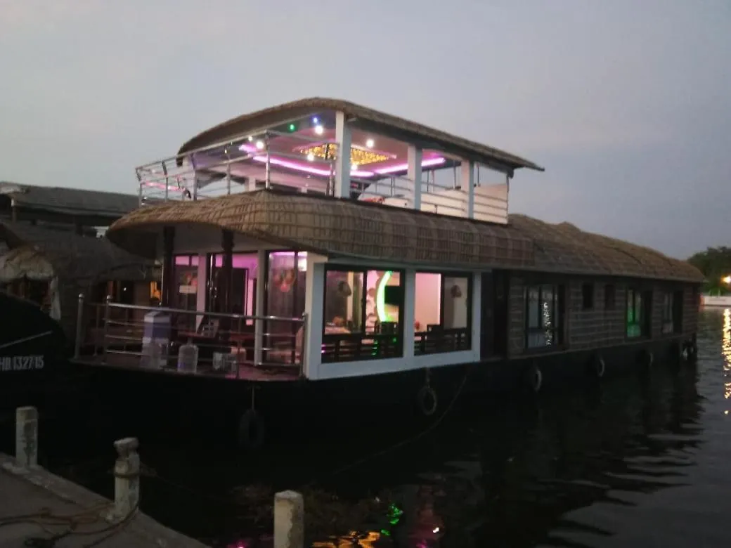 Lakenest Day Cruise Alappuzha Botel